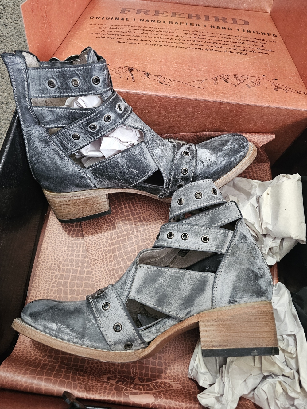 FREEBIRD By Stephen Grace Booties Size 8 - Picture 4 of 12